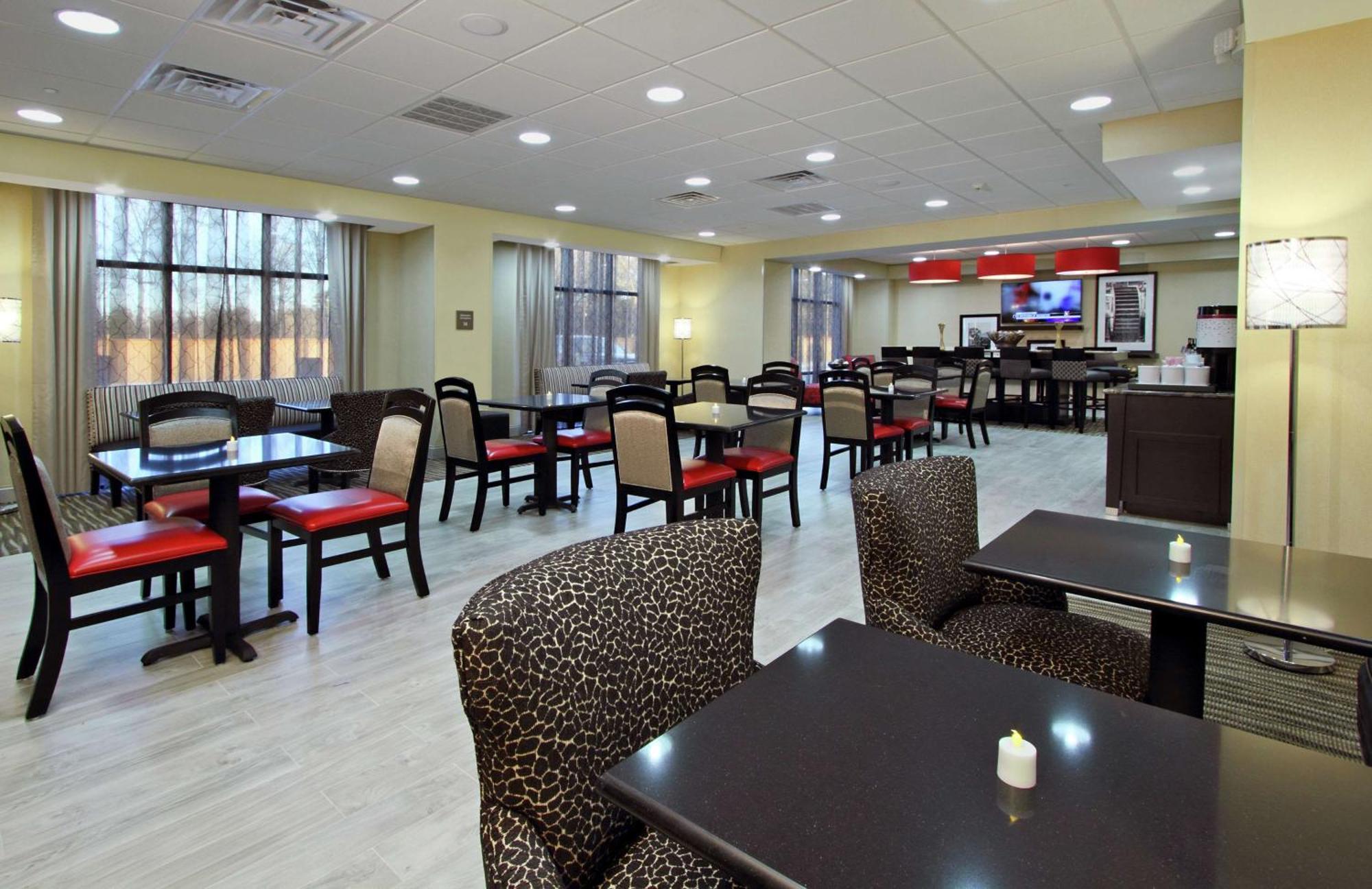 Hampton Inn Richland/South Jackson Eksteriør billede